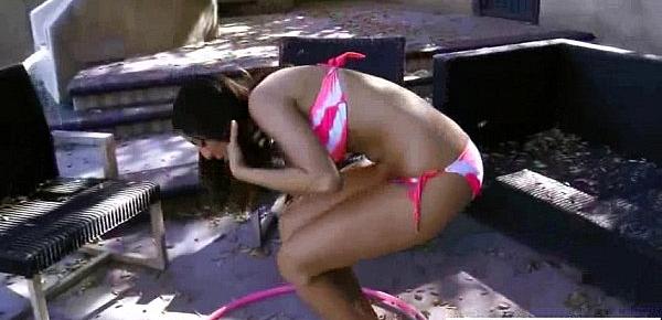  Sex Tape With Nasty Playing Girl Fill Her Holes With Toys vid-26